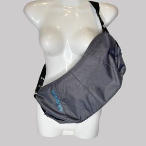 Lululemon | Vintage Banana Bag